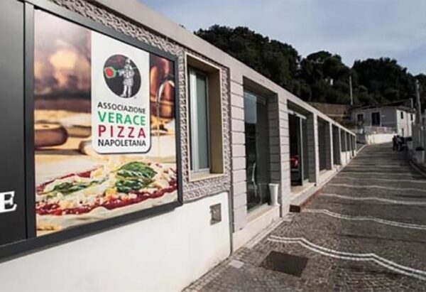 Pizzaiolo per un giorno                                                                                     (Napoli) - immagine 12